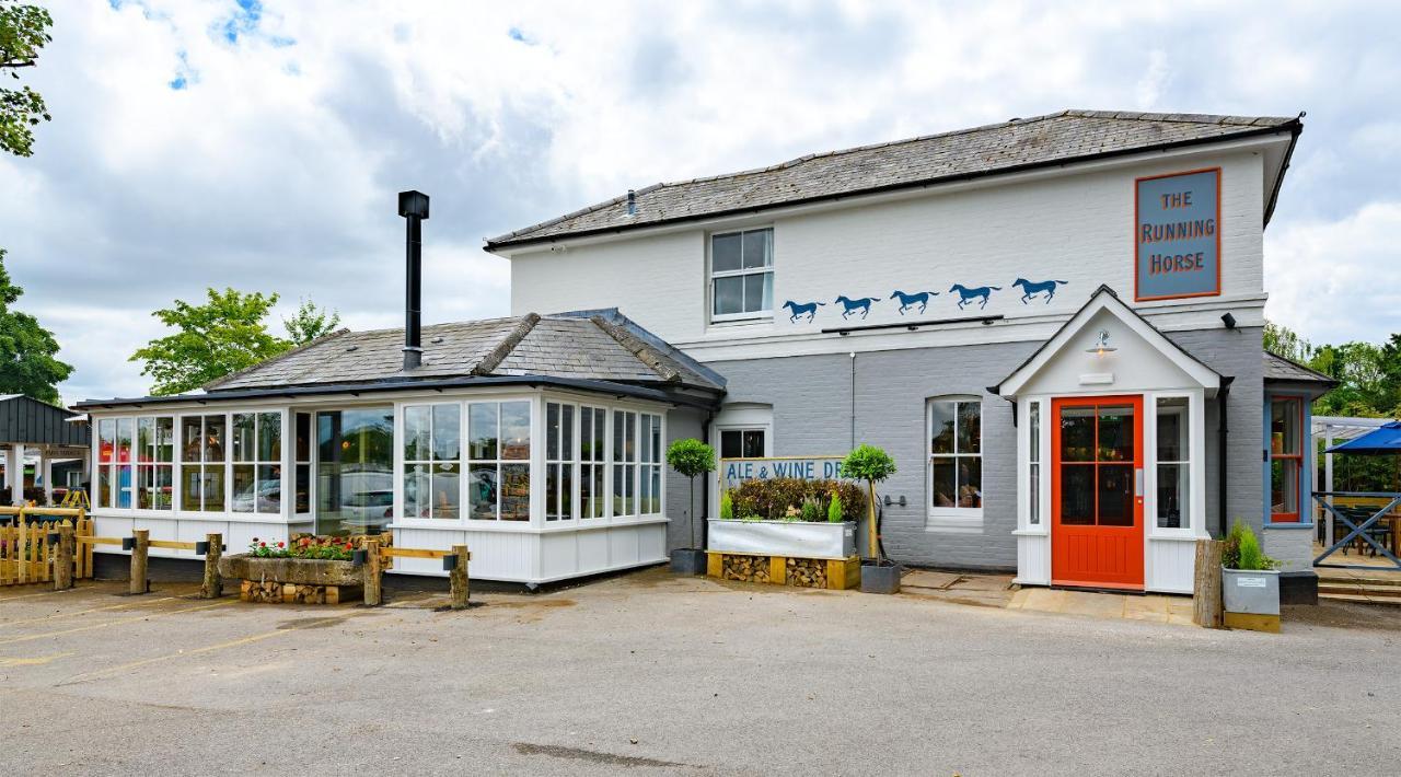 The Running Horse Hotel Winchester Eksteriør billede
