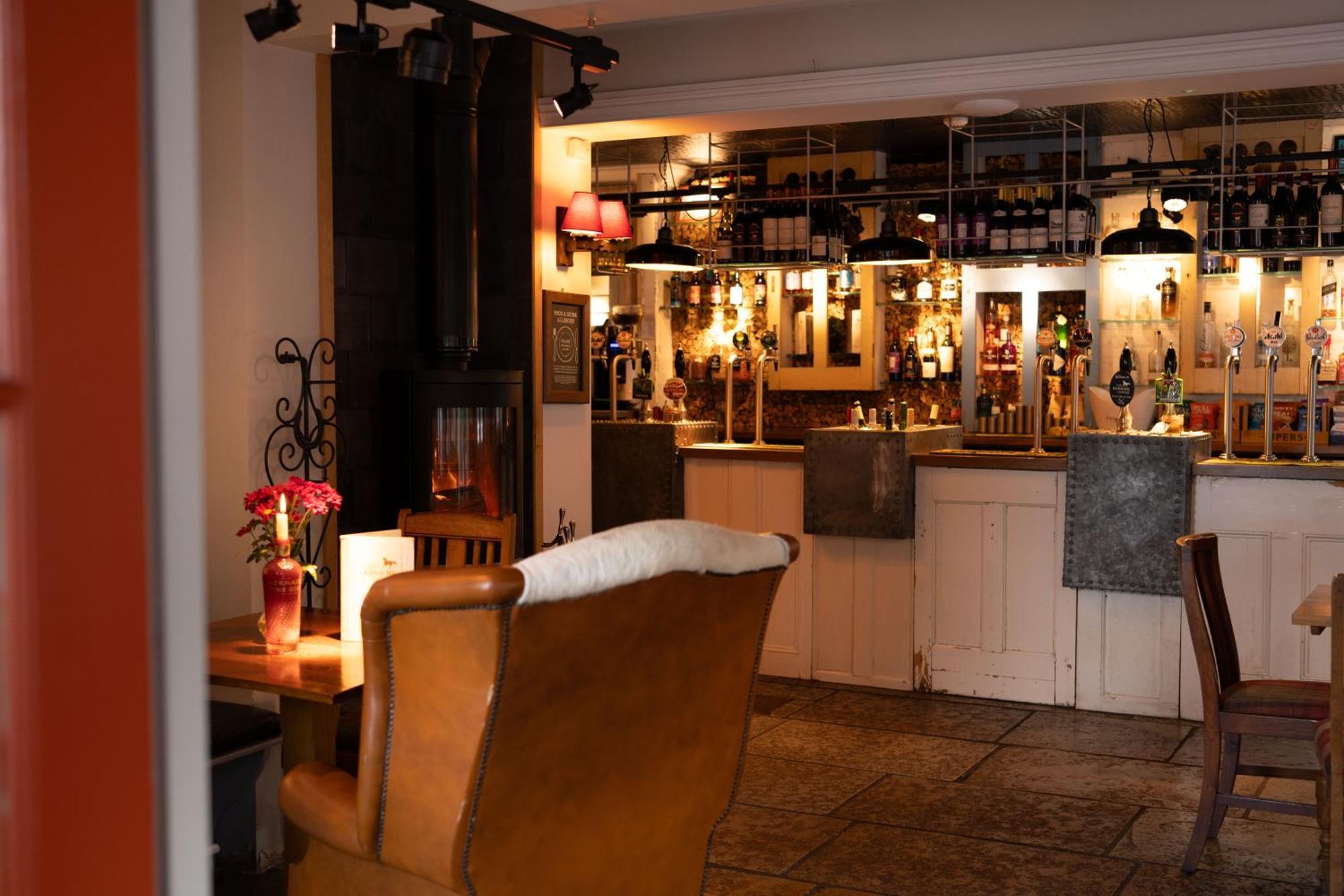The Running Horse Hotel Winchester Eksteriør billede